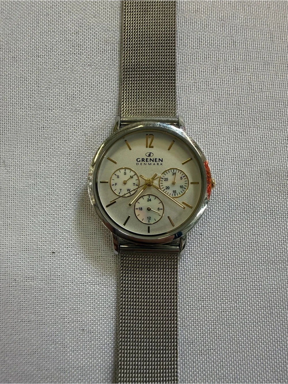 Skagan Grenen Denmark M-32SSSG Chronograph Silver Gold Tone Ladies Watch